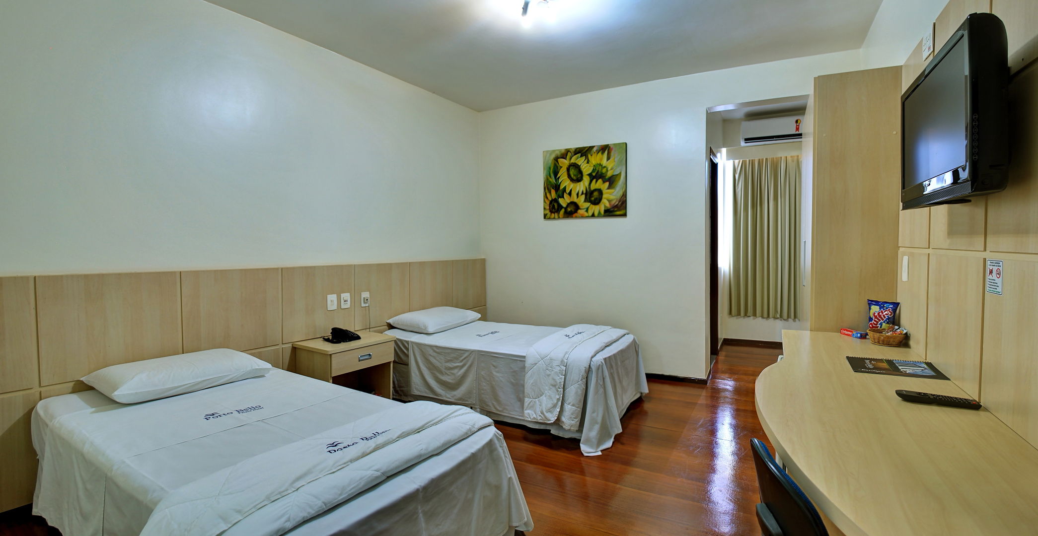 Porto Minas Hotel e Convenções