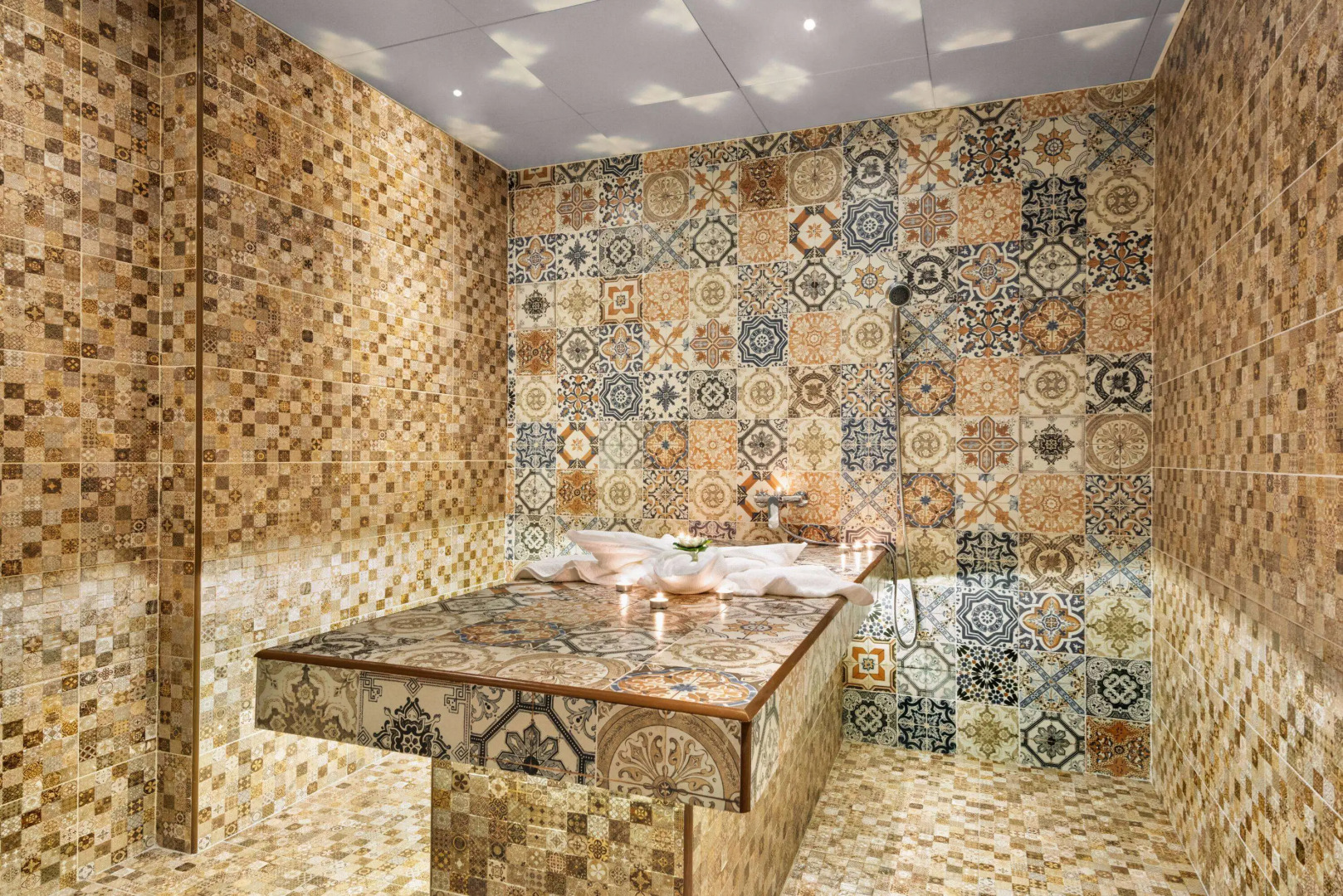 Отель La Quinta by Wyndham Abu Dhabi Al Wahda