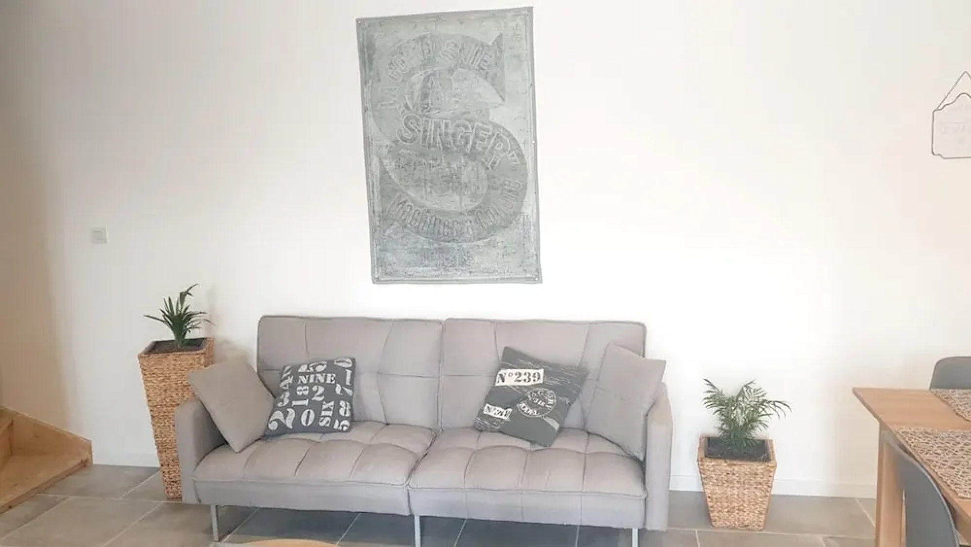 Apartment With one Bedroom in Sainte-geneviève-lès-gasny, With Enclosed Garden and Wifi