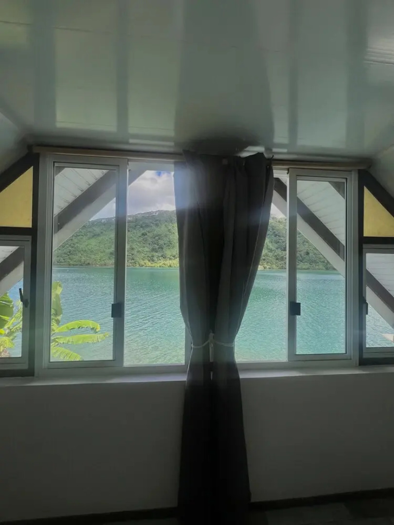 Tiare Faaroa Bay Villa