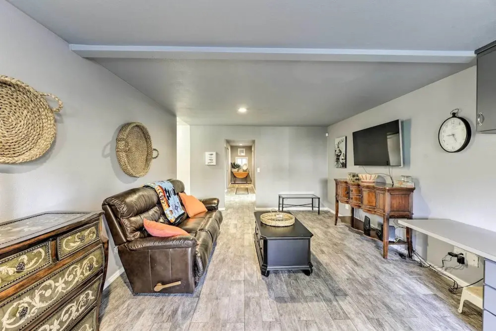 Riverfront Crescent City Home, 8 Mi to Beach!