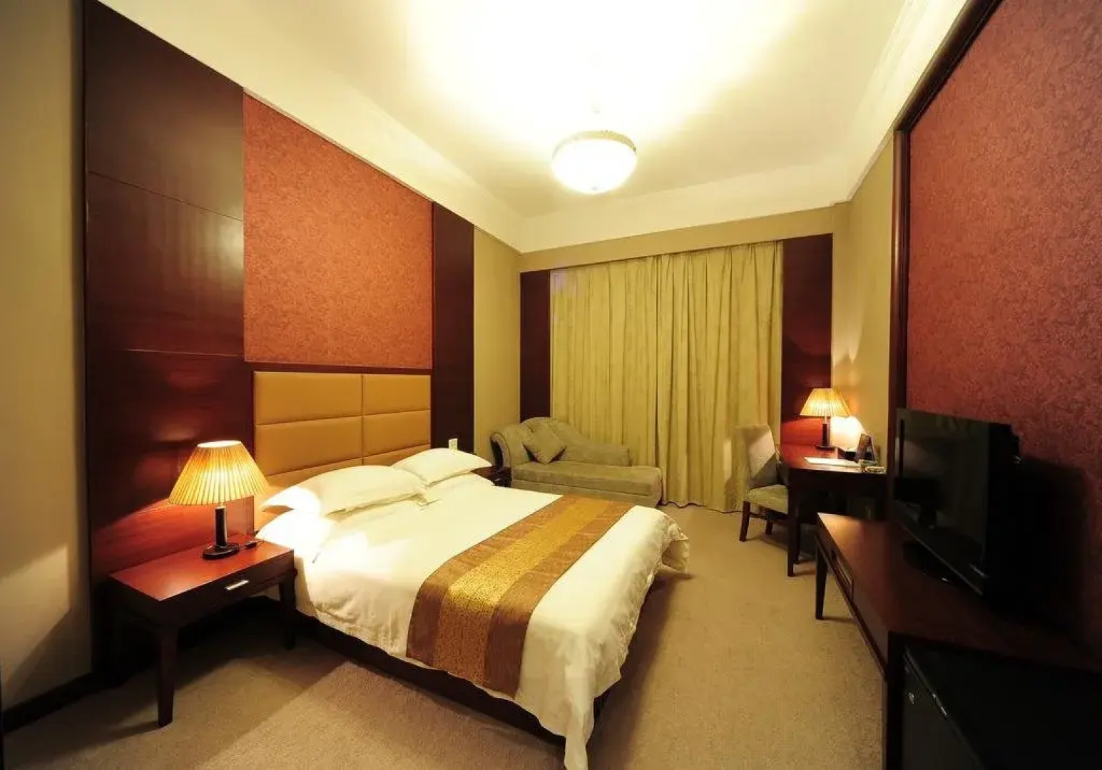 Tongxiang Zhouquan Yuanshun Hotel