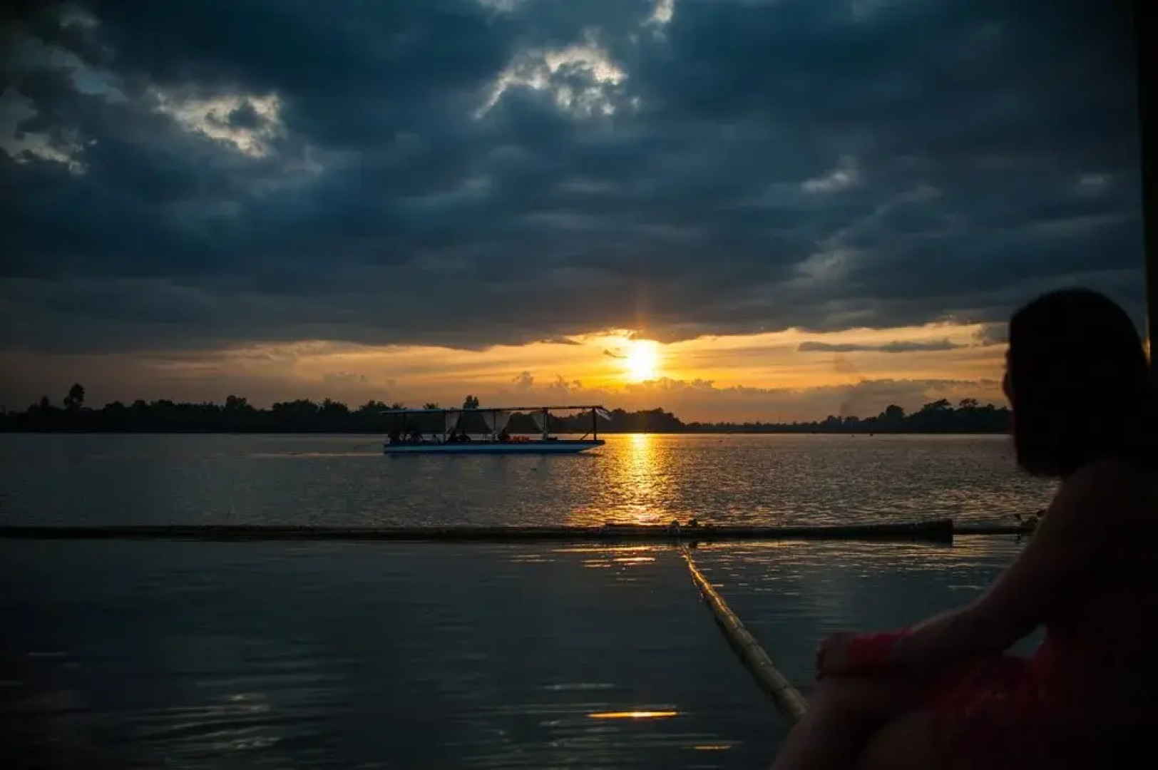 Bluemoon Riverside Resort