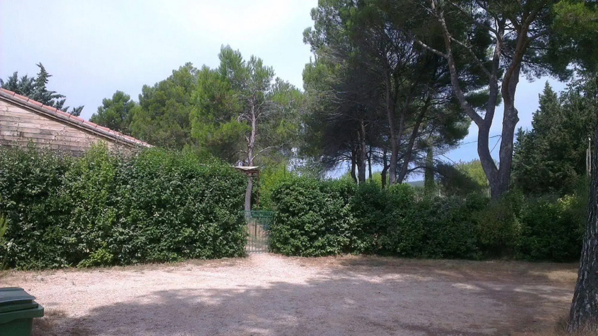 La Petite Maison Sous les Pins