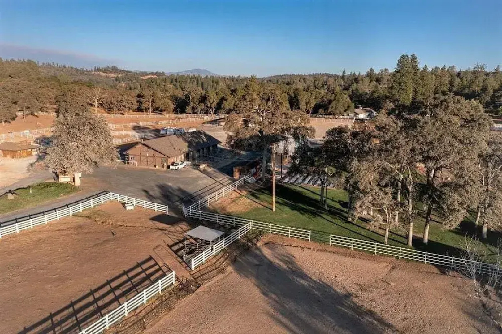 Ridgecrest Rendezvous -  Huge Wrap-Around Deck - Perfect for Sunbathing or BBQ-ing by Yosemite Region Resorts