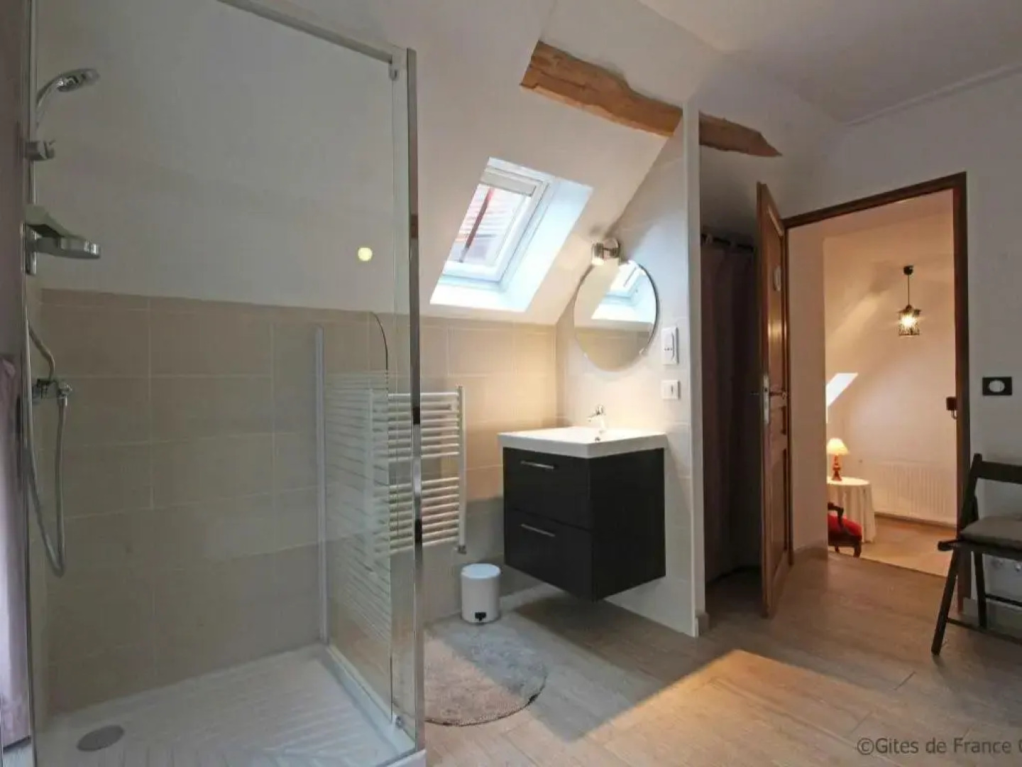 Gîte Coulonges-sur-Sarthe, 7 pièces, 13 personnes - FR-1-497-118