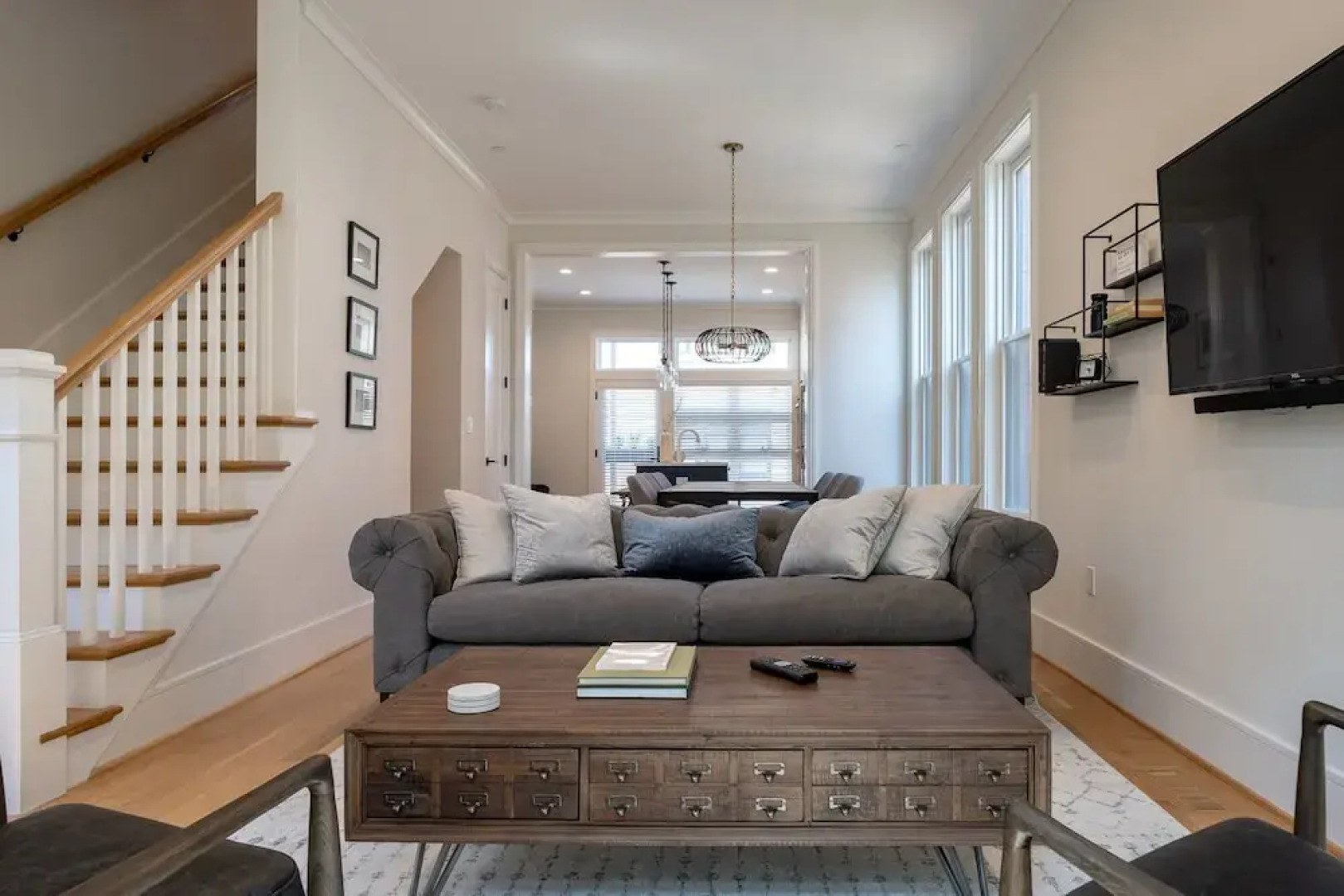 Capitol Hill - Four Bedroom TownHouse