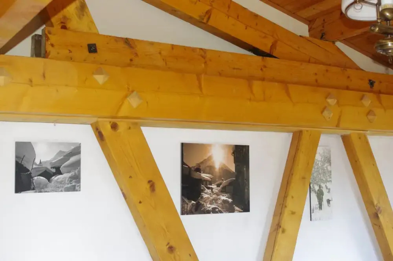 Central Hostel Châtel