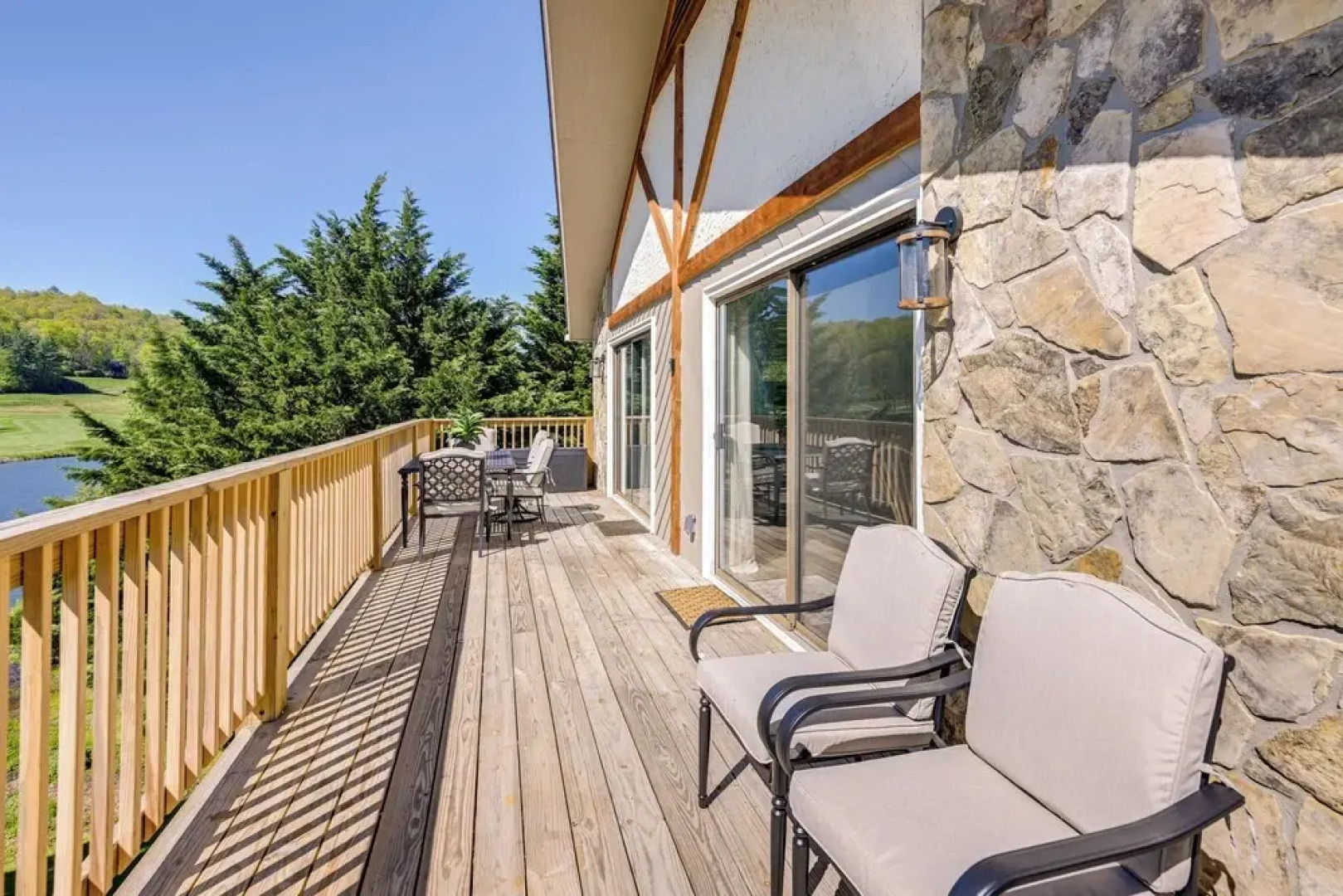 Charming Condo on Sky Valley Golf Course!