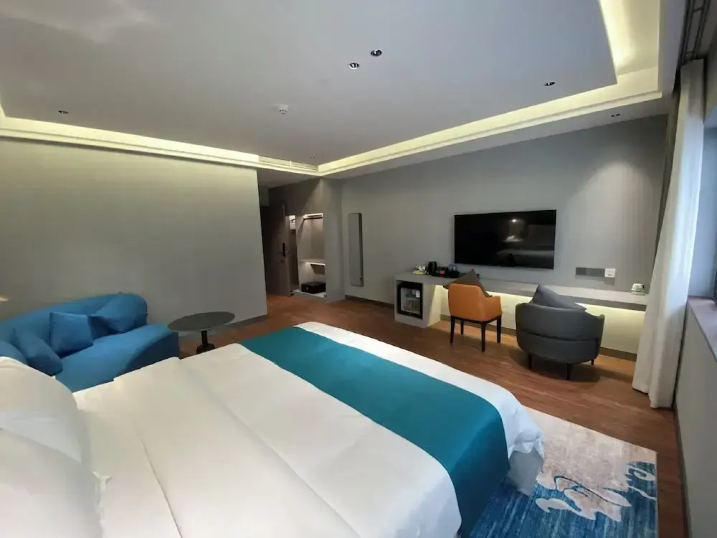 Sally Hotel