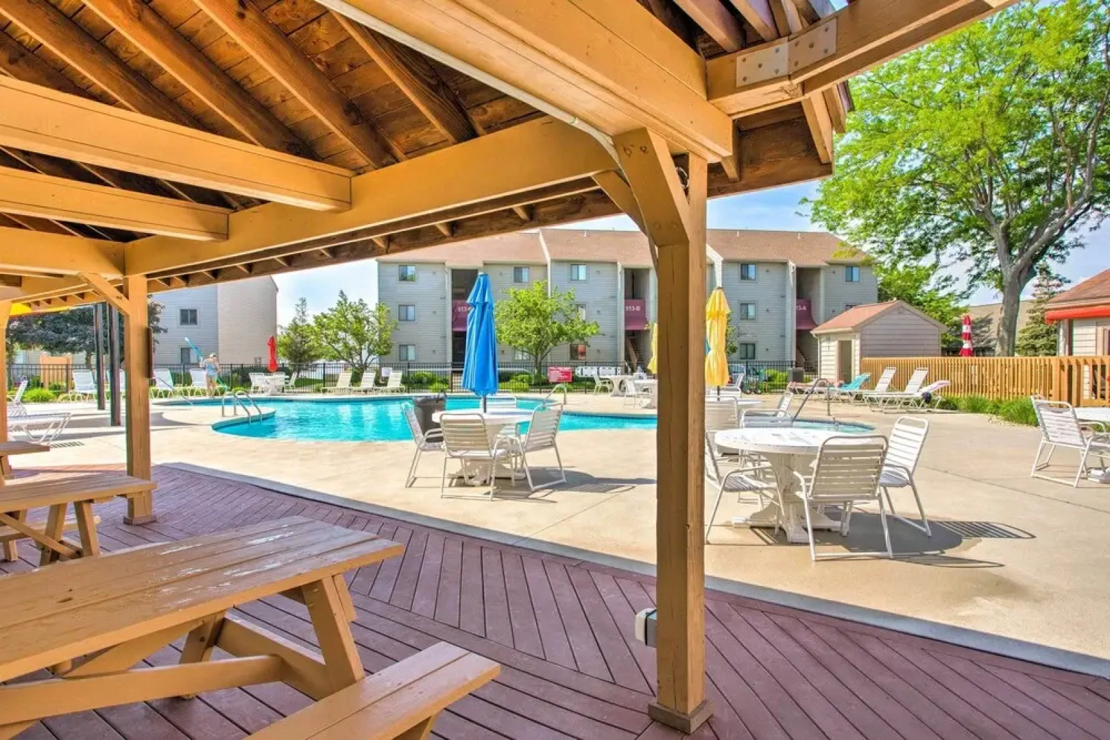 Port Clinton Condo w/ Balcony + Water Views!