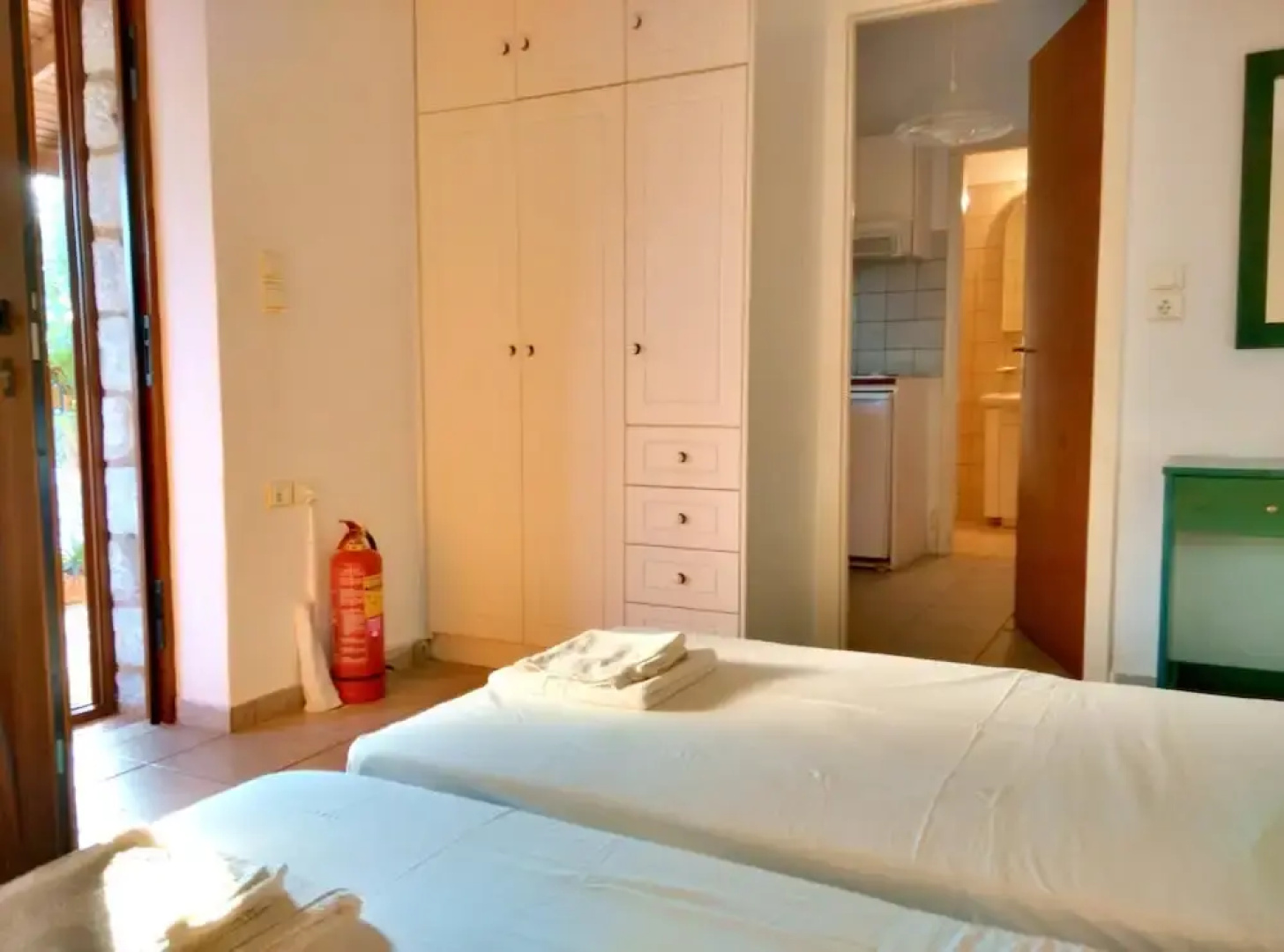 Studio in Gialia, With Wonderful sea View and Enclosed Garden