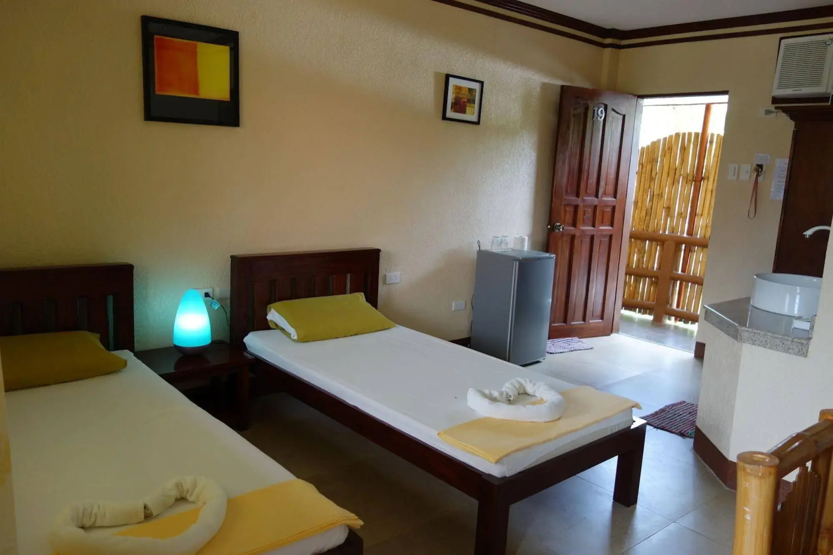 Slam's Garden Dive Resort