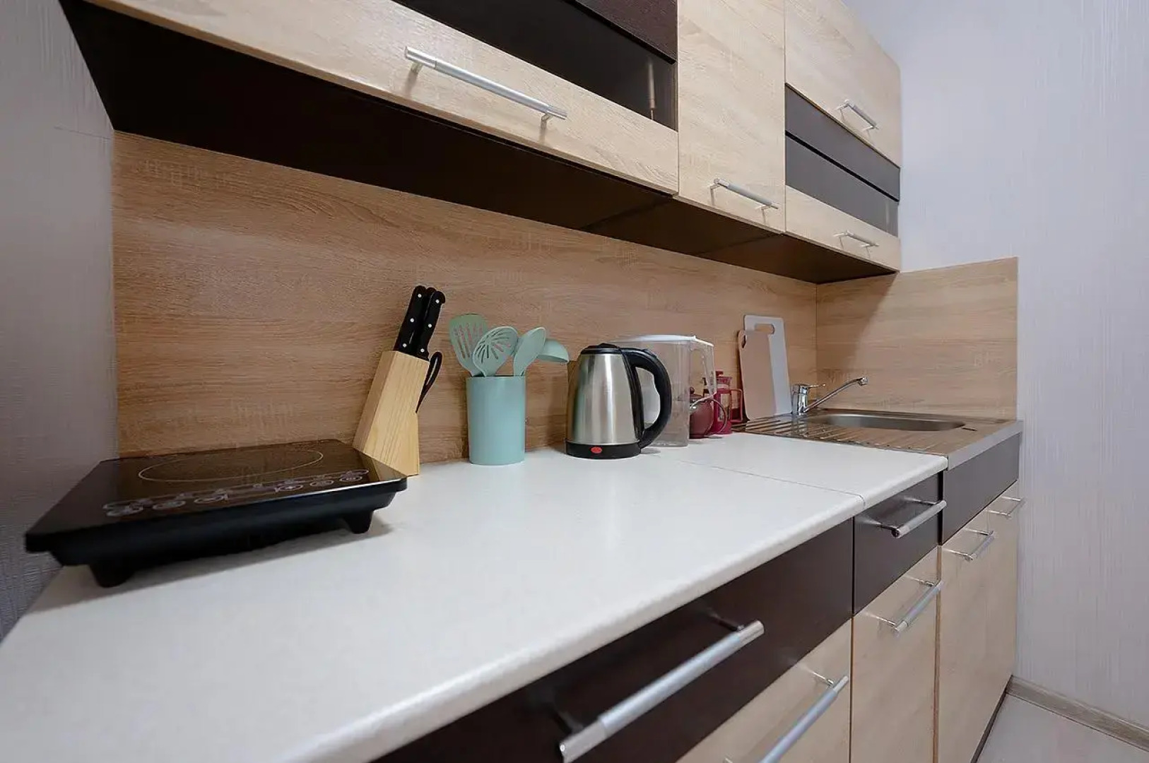 Пять звезд на улице Ленина 97