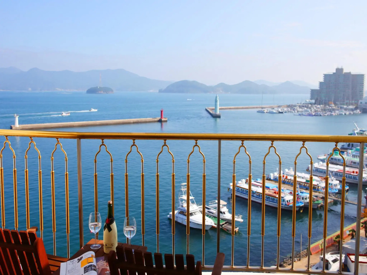 Bay Condo Hotel Tongyeong