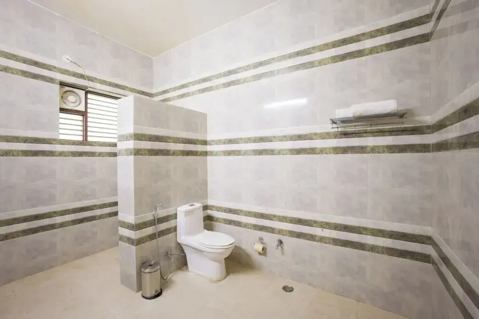 Alaya Stays 5 BHK Pet friendly with pvt pool - Ashirwad Farms