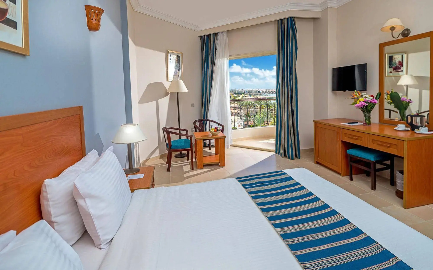 Sunrise Aster Aqua Park Resort