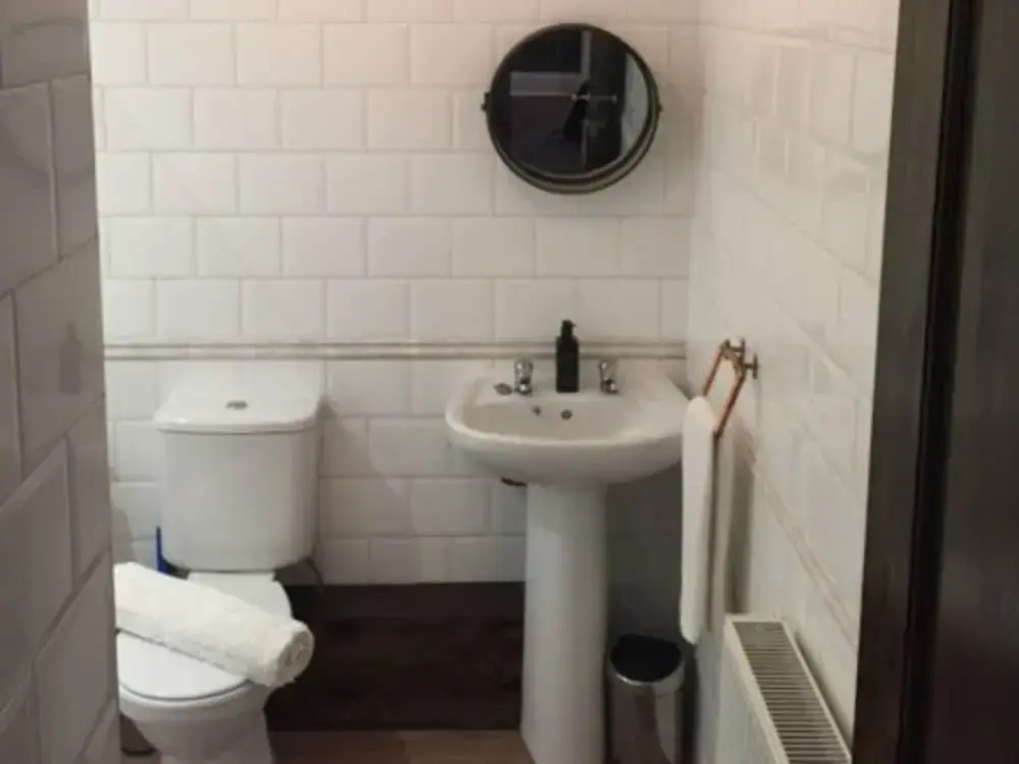 The Clacks Rustic Abode