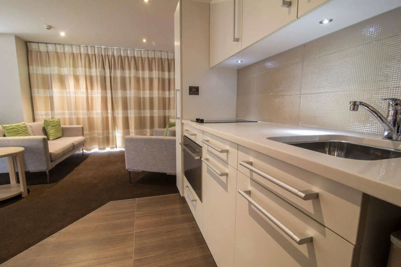 Century Park Motor Lodge