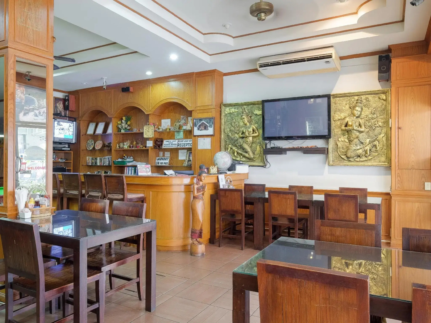 Andaman Sea Guesthouse