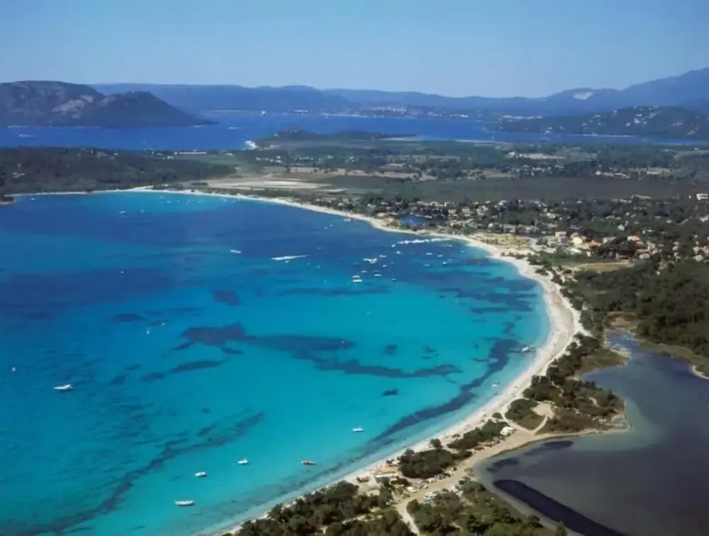 Residence Fiori Di Cala Rossa