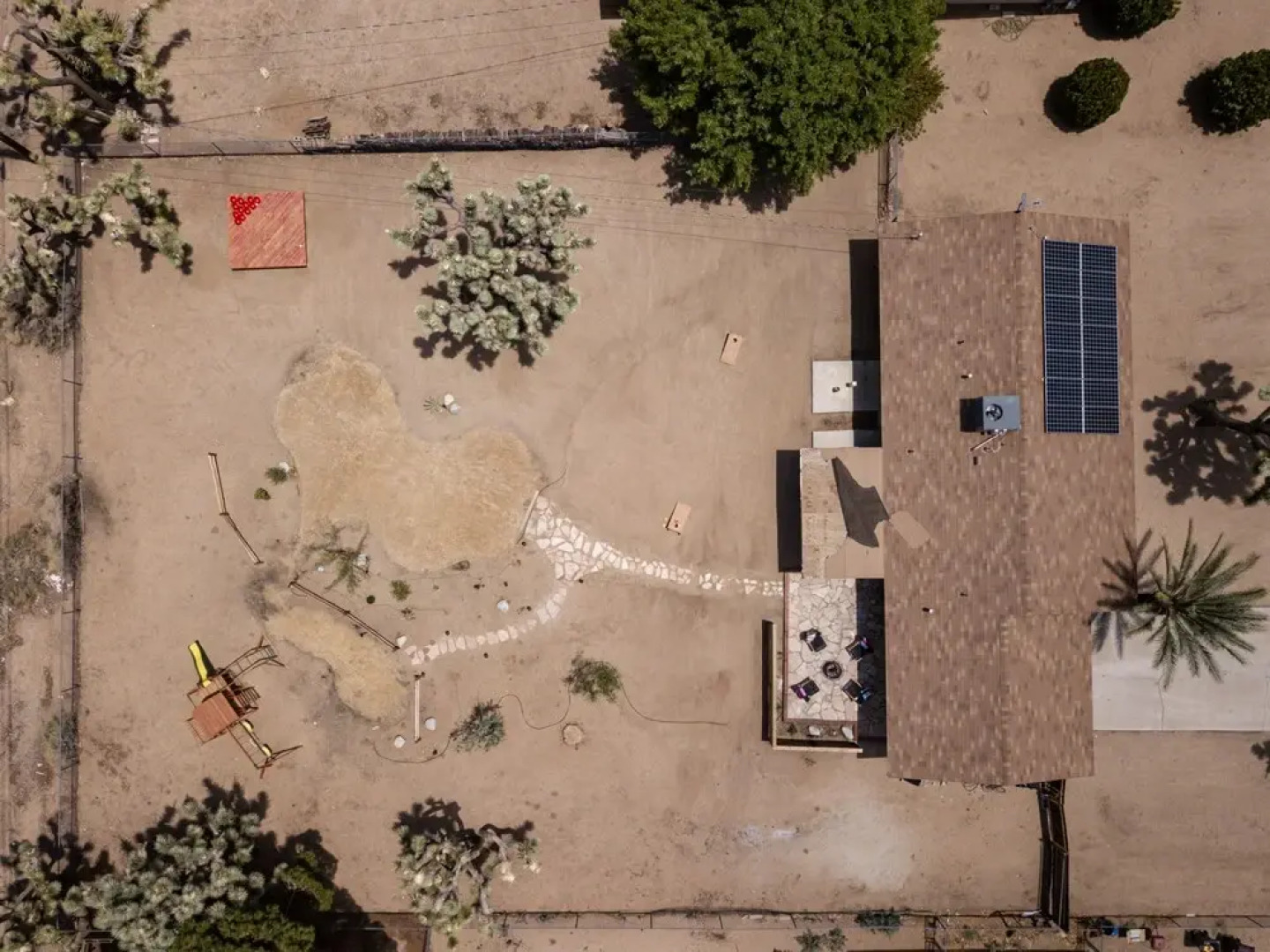 Roadrunner by Avantstay Gorgeous Desert Getaway w/ Spacious Yard & Mountain Views