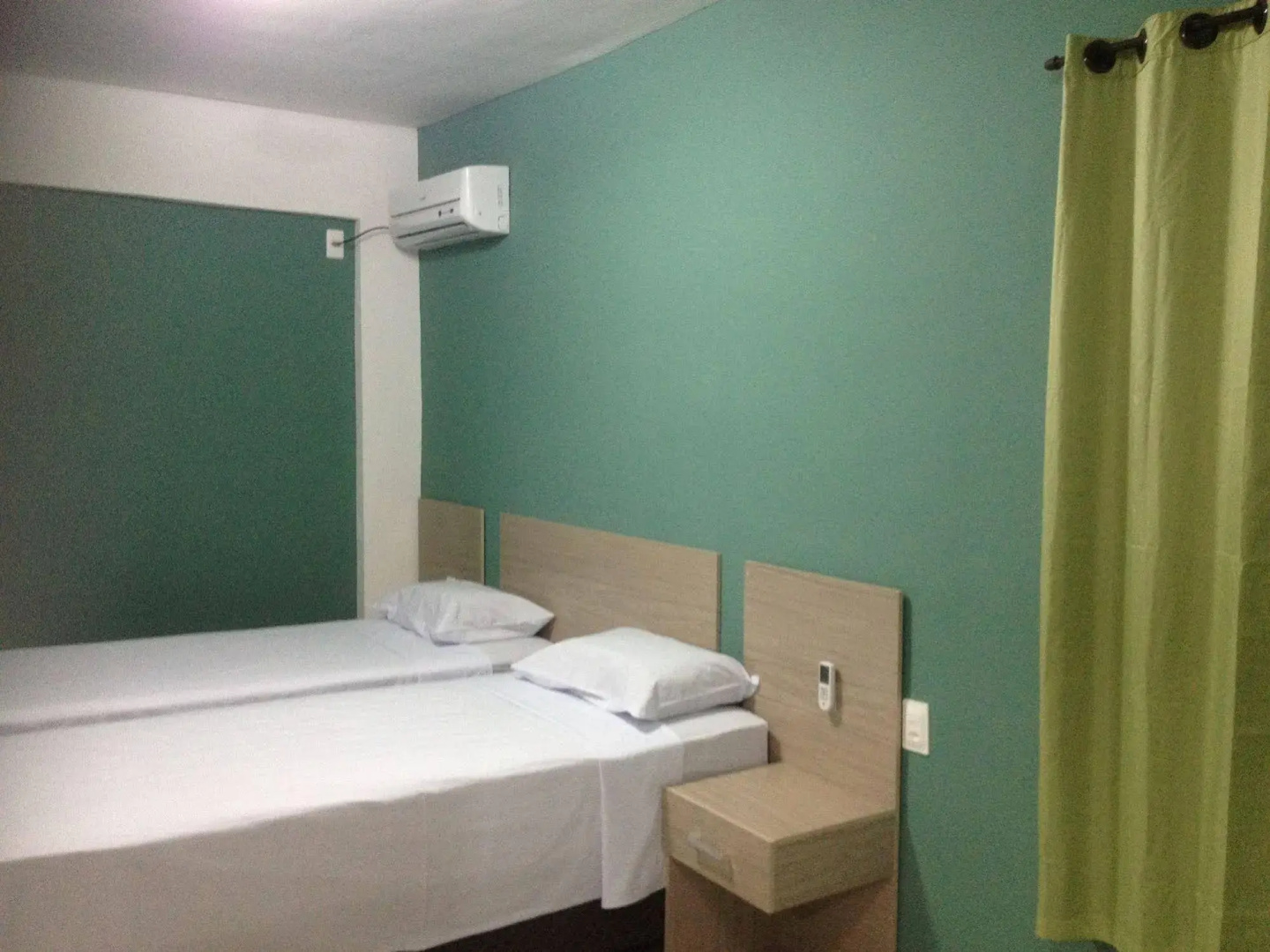 Bonjour Hotel