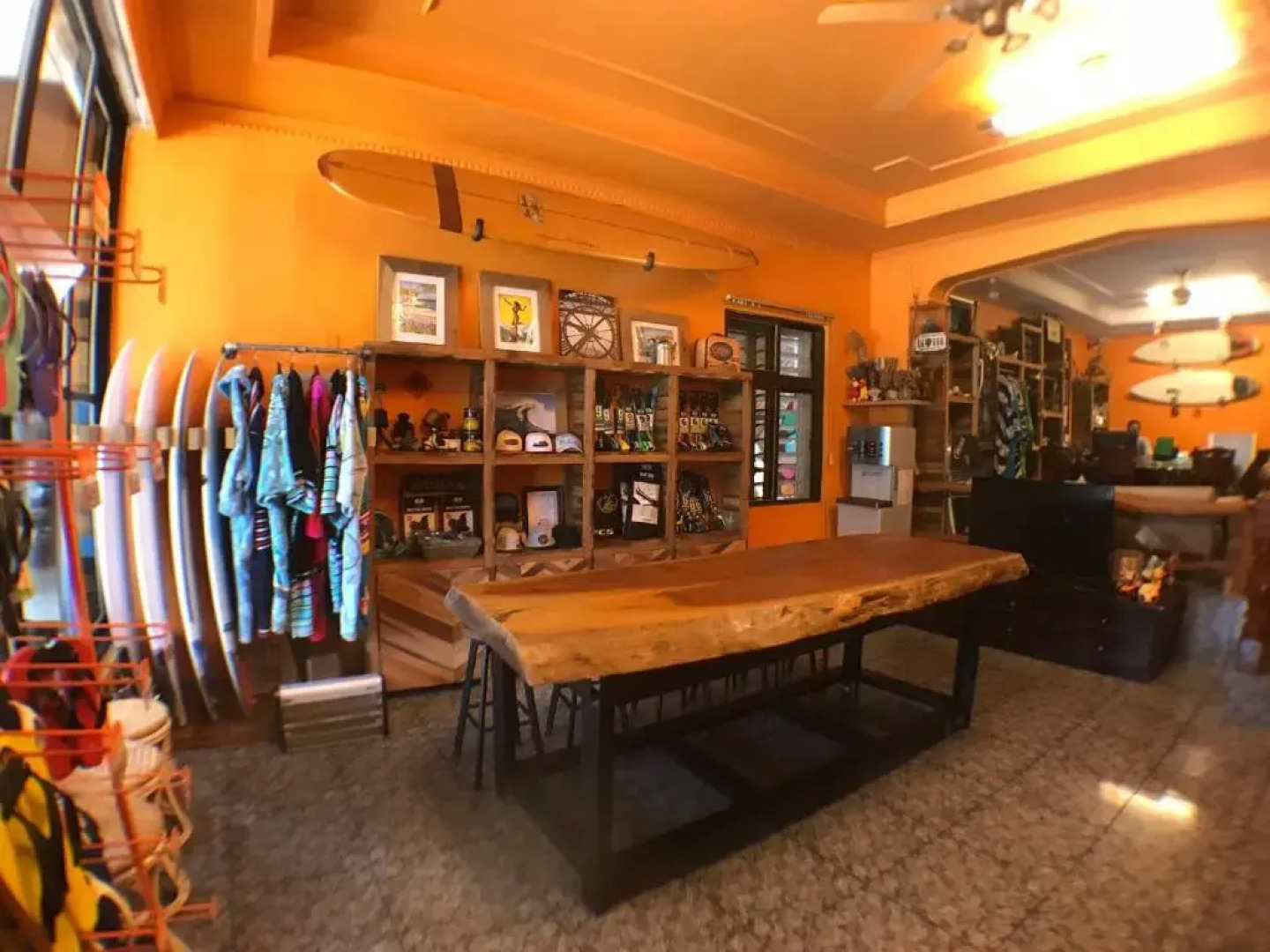 Donghe Surf Shop & Hostel - Taitung