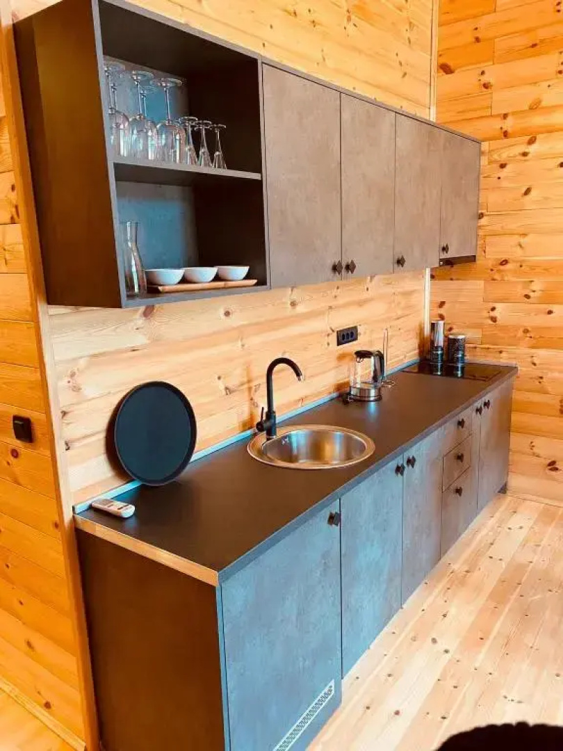 ADA BEACH HOUSE mit Wasserzugang