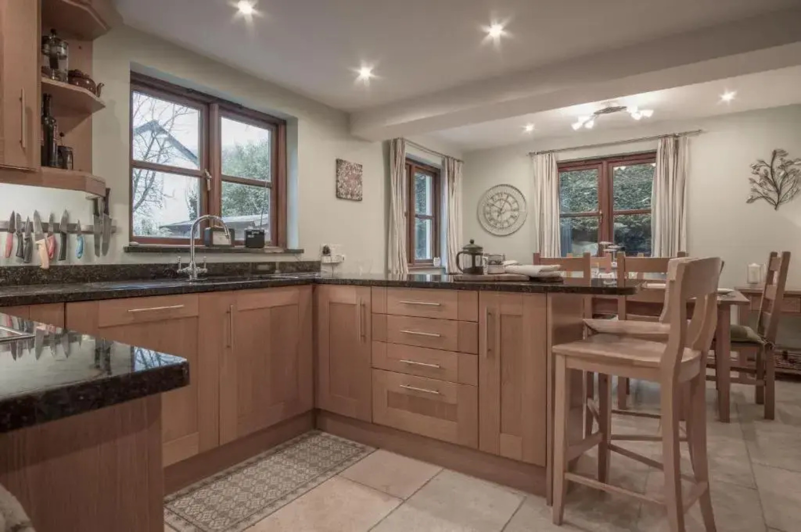 Llais Afon - 3 Bedroom Holiday Home - Fishguard