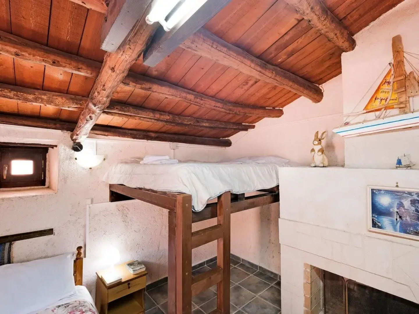 Quaint Holiday Home in Volimes Near Navagio Beach