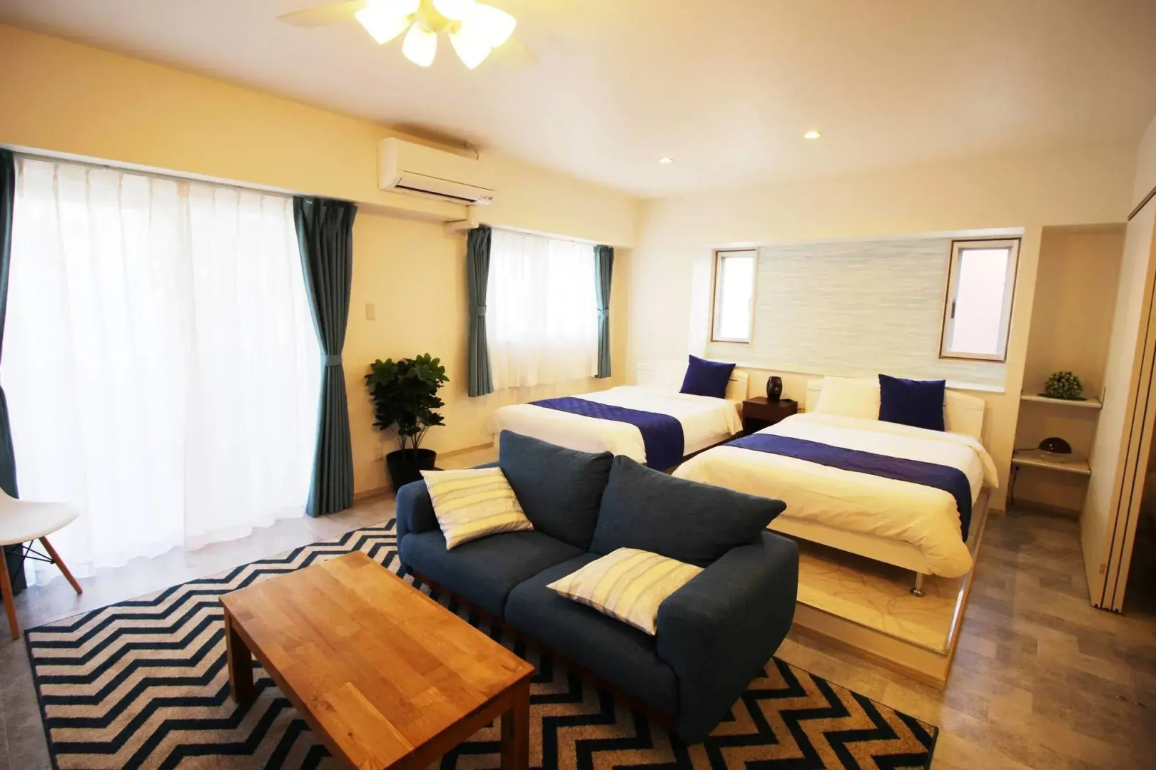 Condominium Felicita Naha