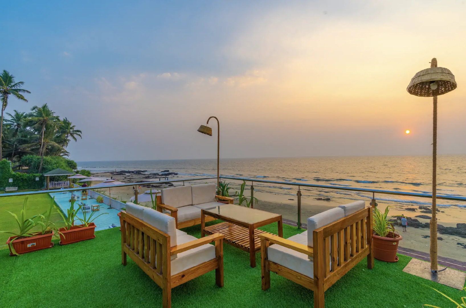 La Cabana Beach and Spa