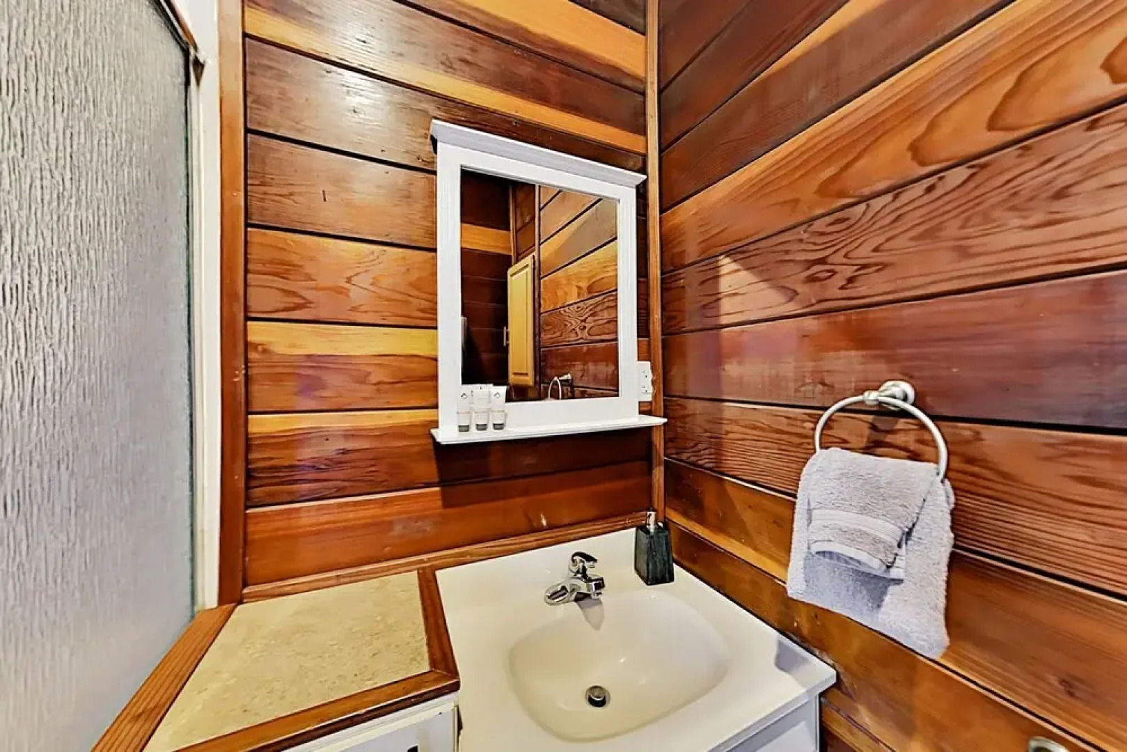 1668cwxo 3 Bedroom Cabin