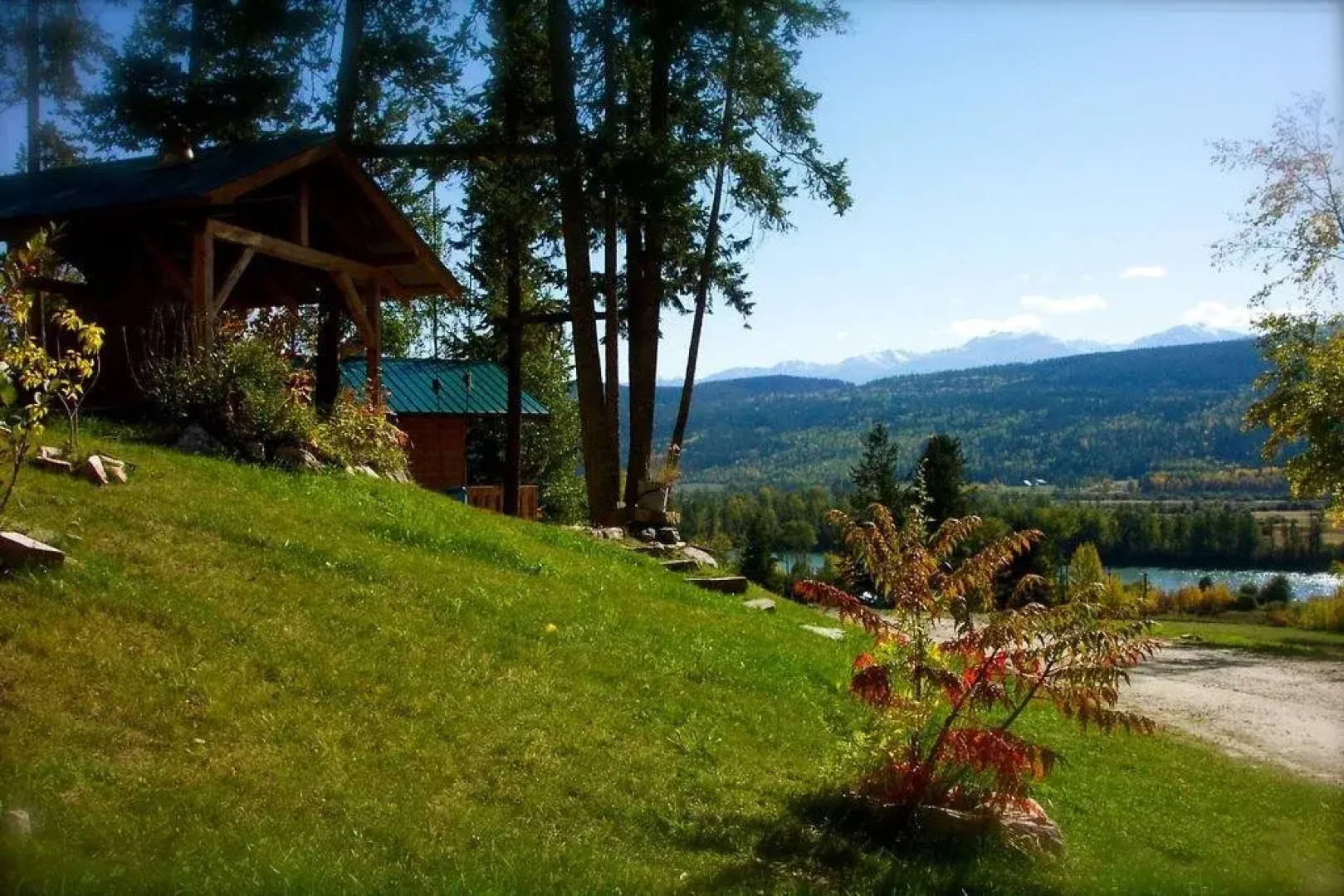 Alexa Chalets - Timber Inn & Restaurant