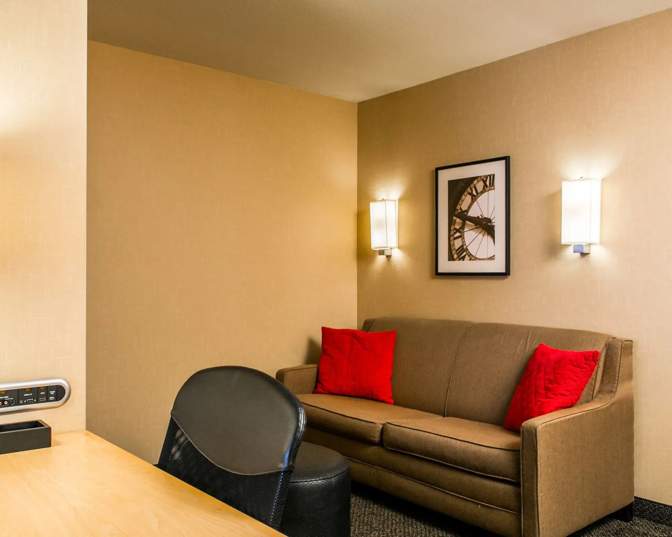 Cambria Suites Fort Collins