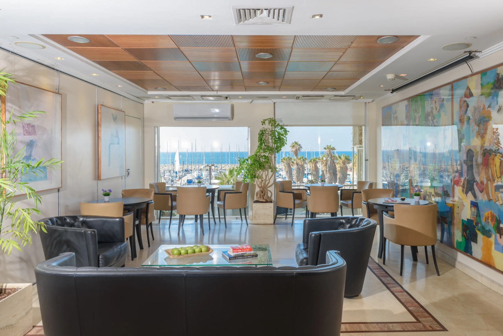 Leonardo Gordon Beach