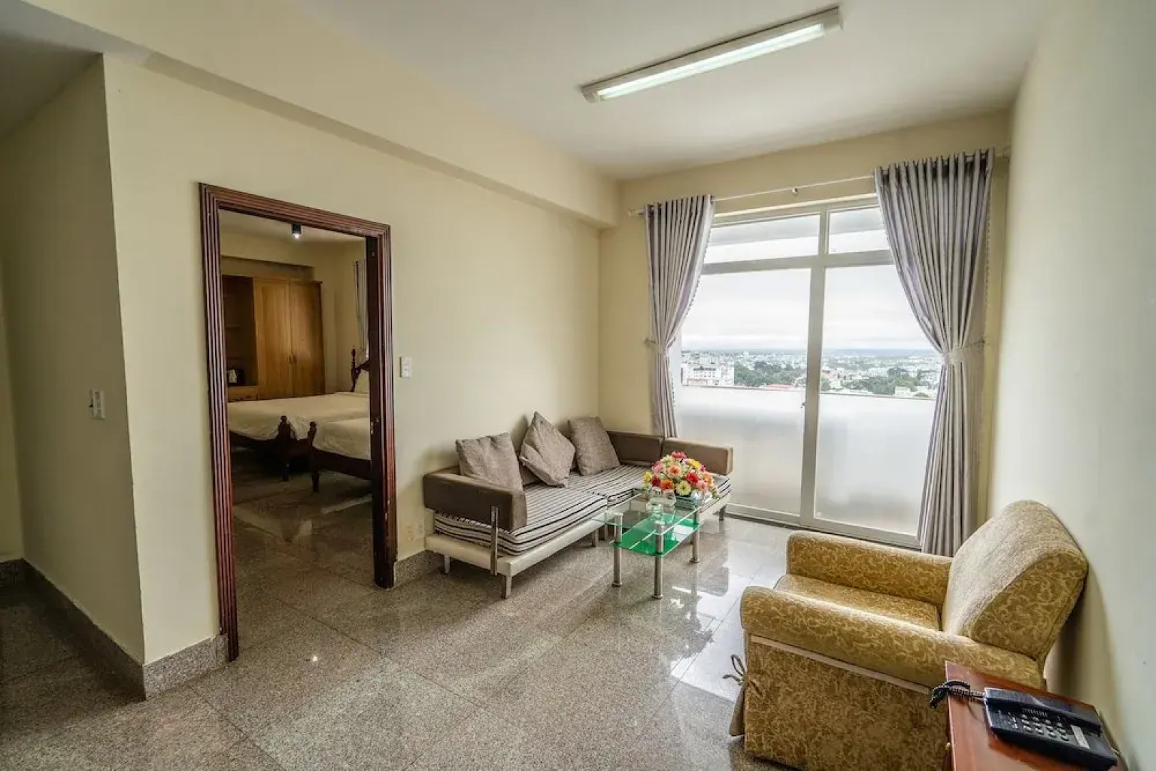 Duc Long Gia Lai Hotels & Apartment