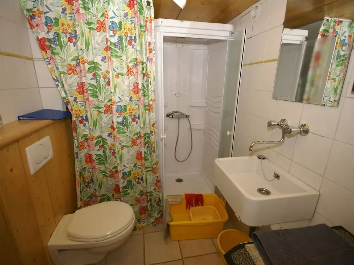 Peaceful Chalet in Les Houches with Garage