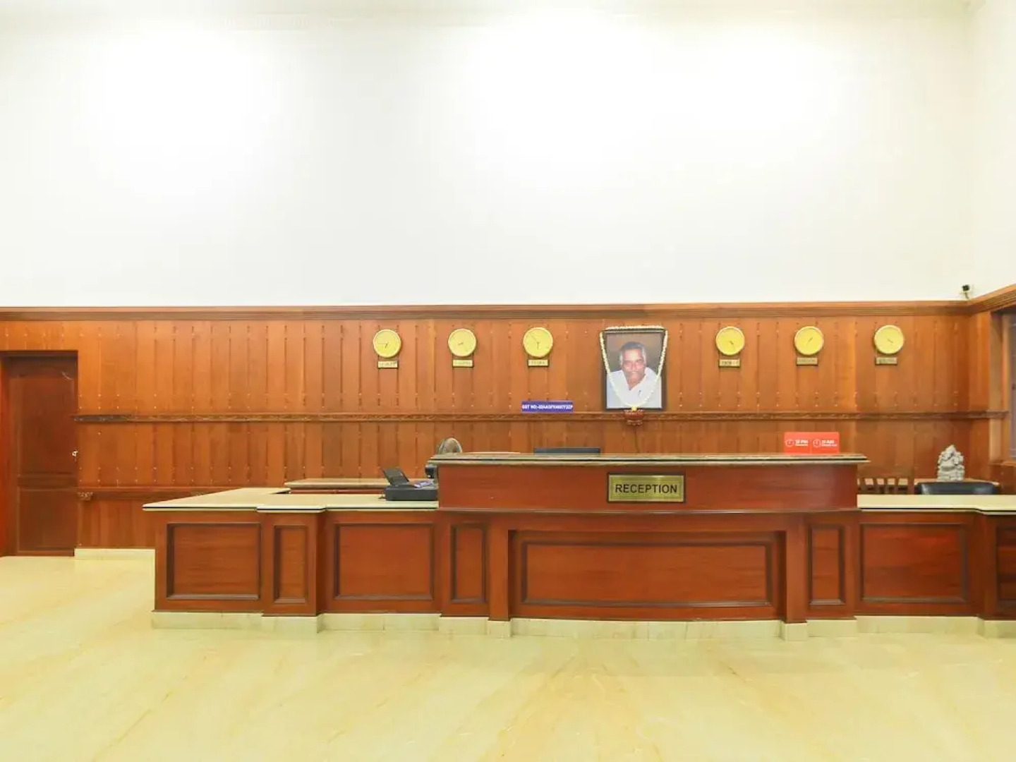 OYO 28567 Krishna Holiday Village