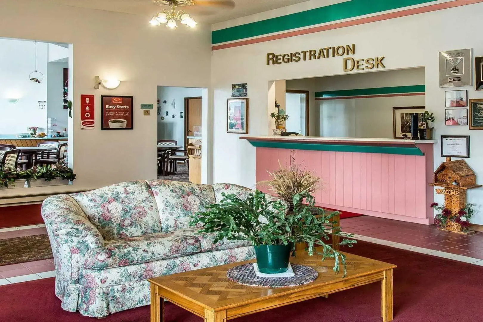 Econo Lodge Lakeshore