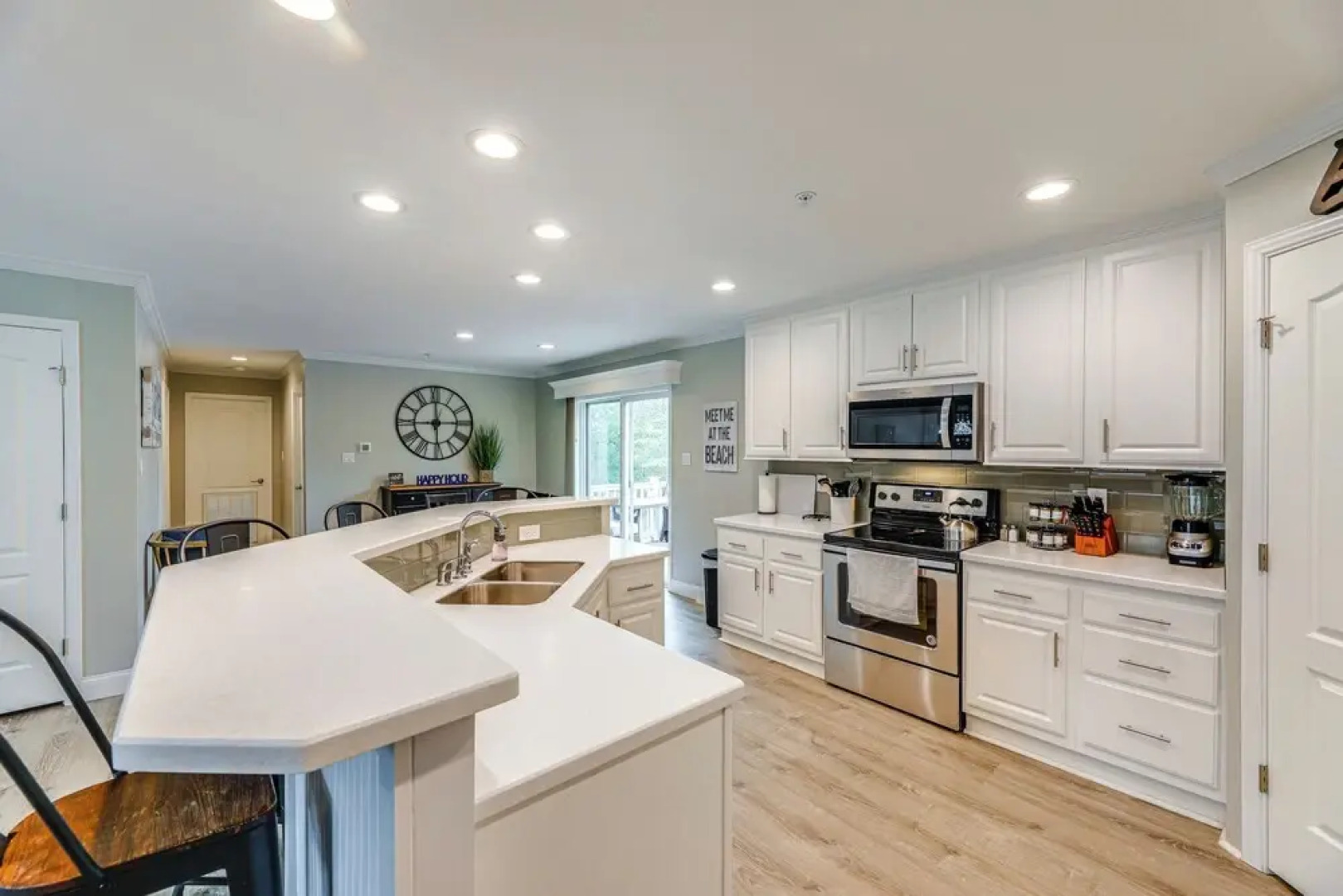 1 Mi to Outlets Ocean City: Home w/ Large Yard!