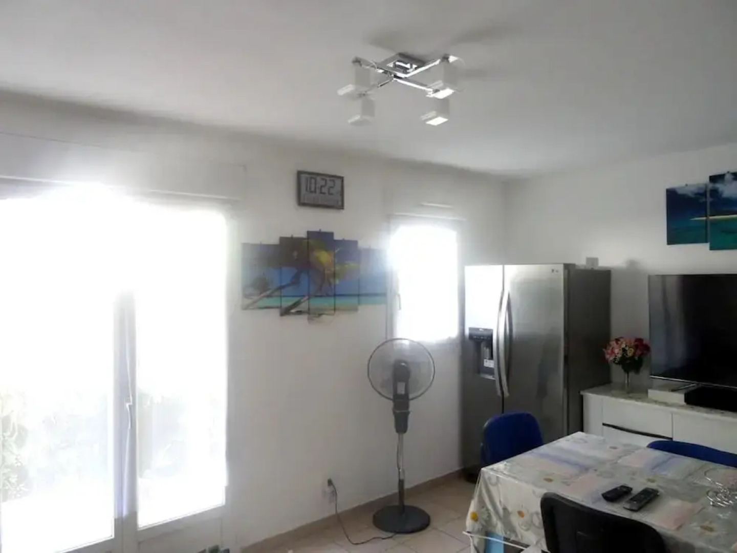 Apartment With 2 Bedrooms in Villeneuve-lès-avignon, With Pool Access,