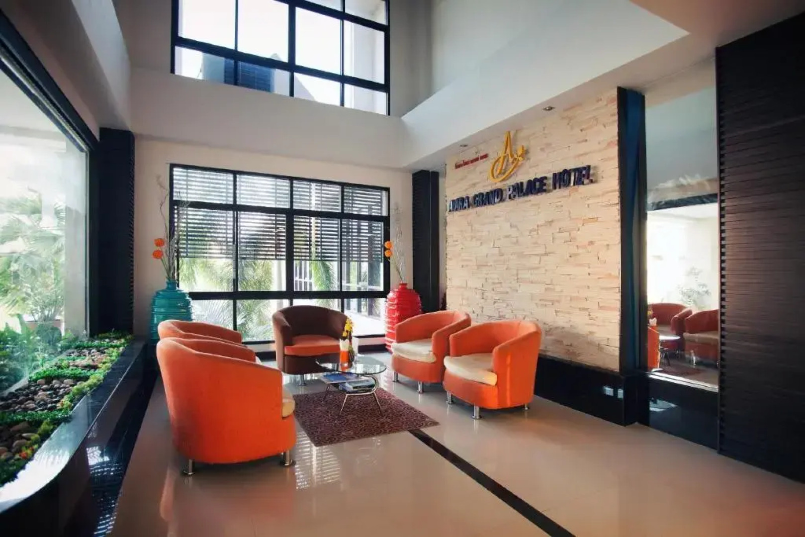 Ayara Grand Palace Hotel