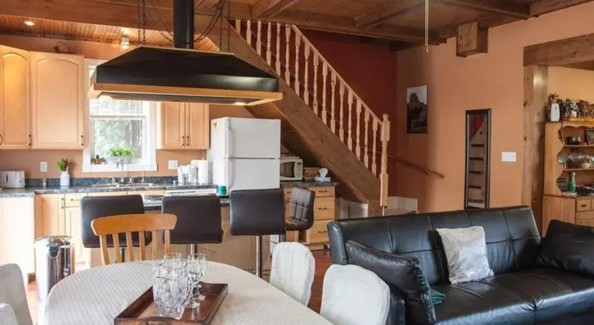 Cottage by the Marina