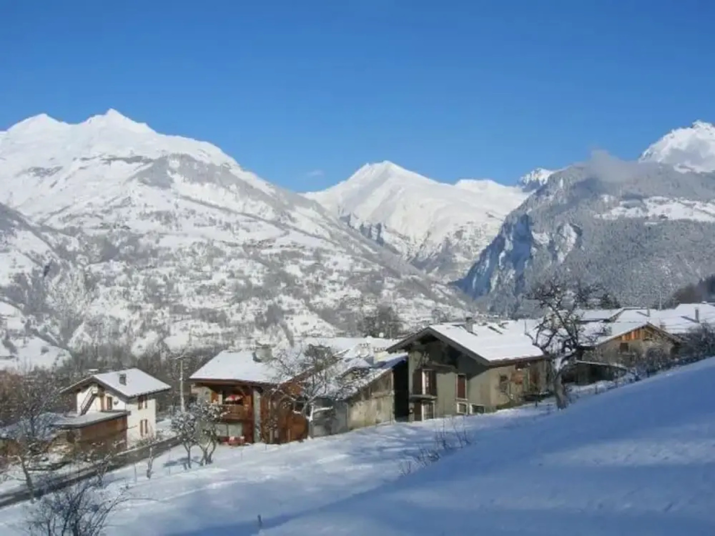 Apartment With 3 Bedrooms in Bourg-saint-maurice, With Wonderful Mount