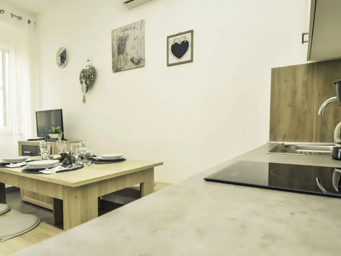 Apartment Snježana Karlobag 28539