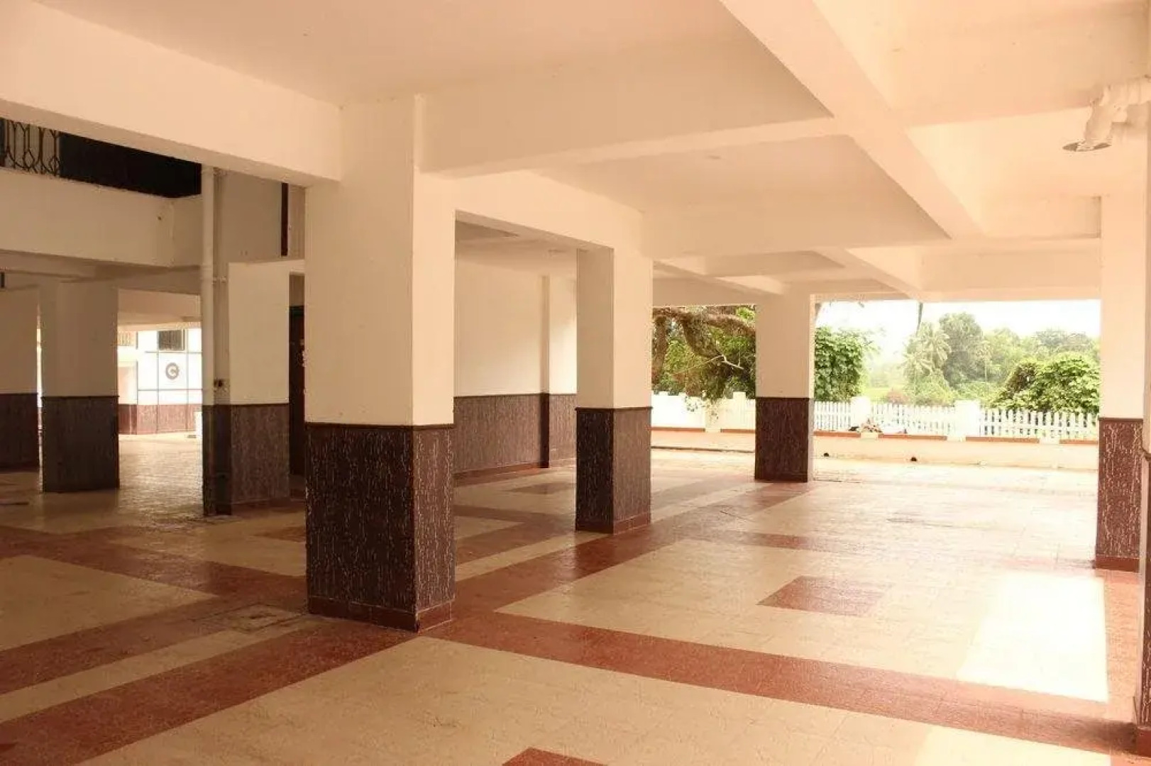 Sun N Sand Apartments