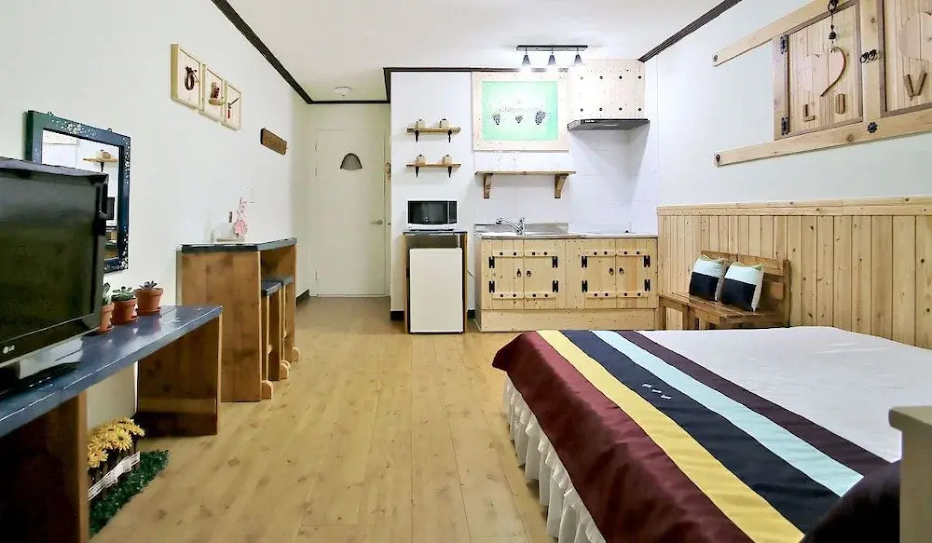 Daegwallyeong Wild Floaroma Pension