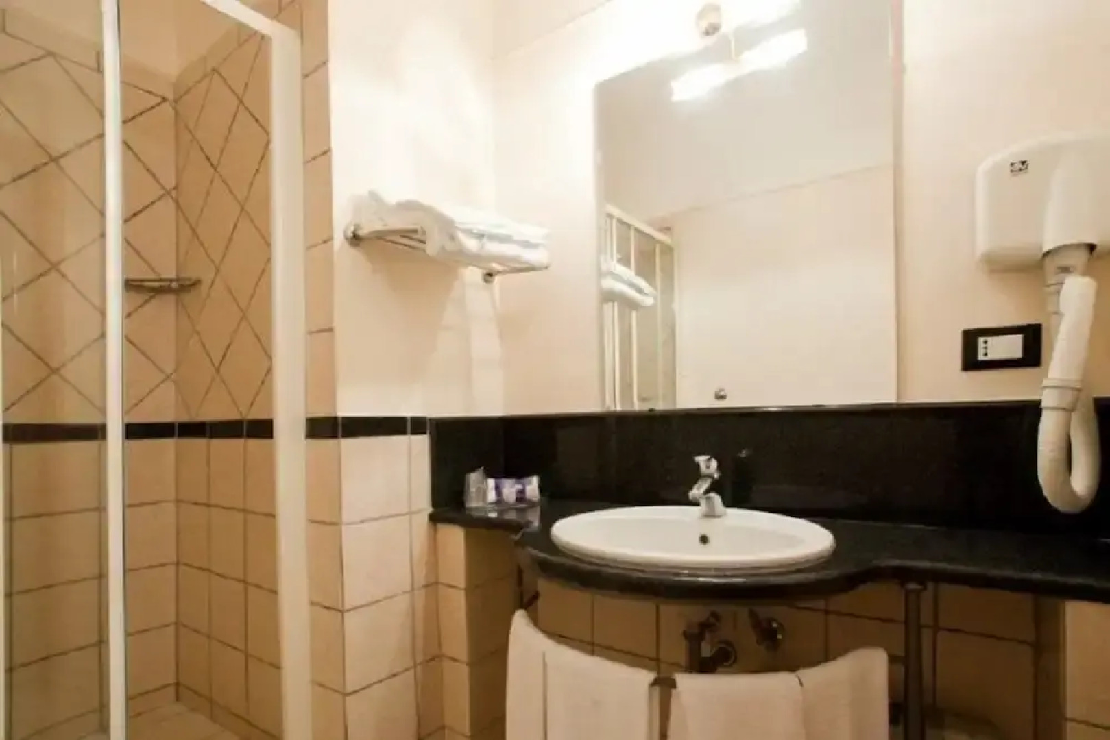 Hermitage Capua Hotel